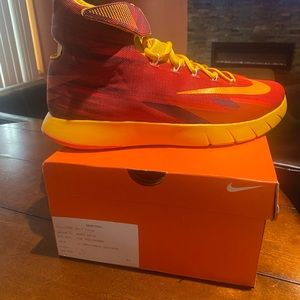 Kyrie Sneaker